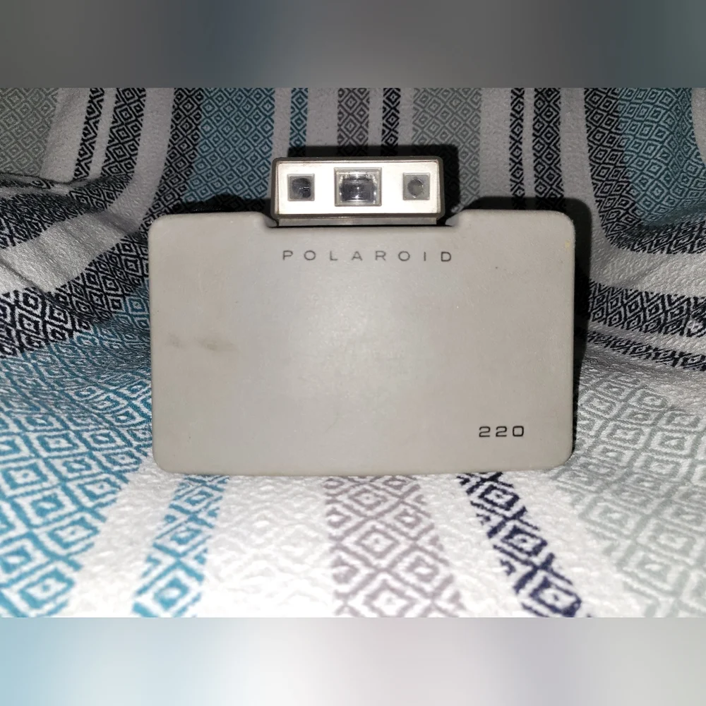 3 Vintage cameras
